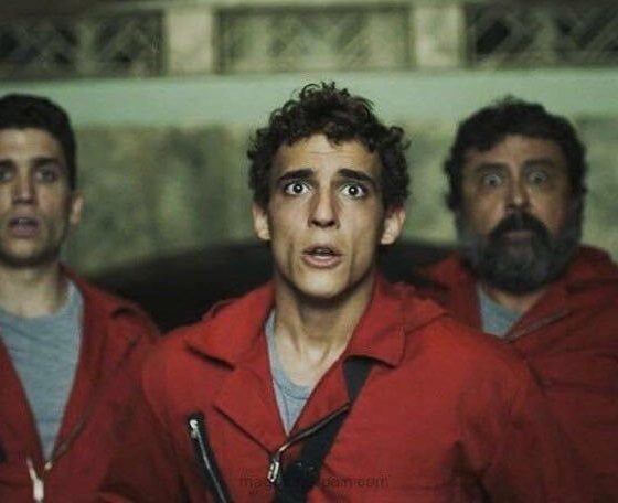 Вспомнить все: собрали топ красавчиков, которые прославились благодаря Netflix