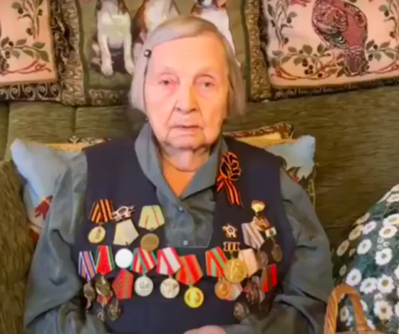 Цифра дня: 98-летняя петербурженка собрала больше 800 тысяч рублей на помощь врачам