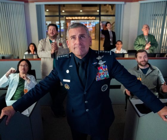 Джон Малкович, Лиза Кудроу, и Алексей Воробьев: сериал «Космические войска» вошел в топ-3 по всему миру