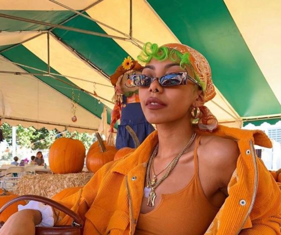 15 стильных аксессуаров для волос на лето