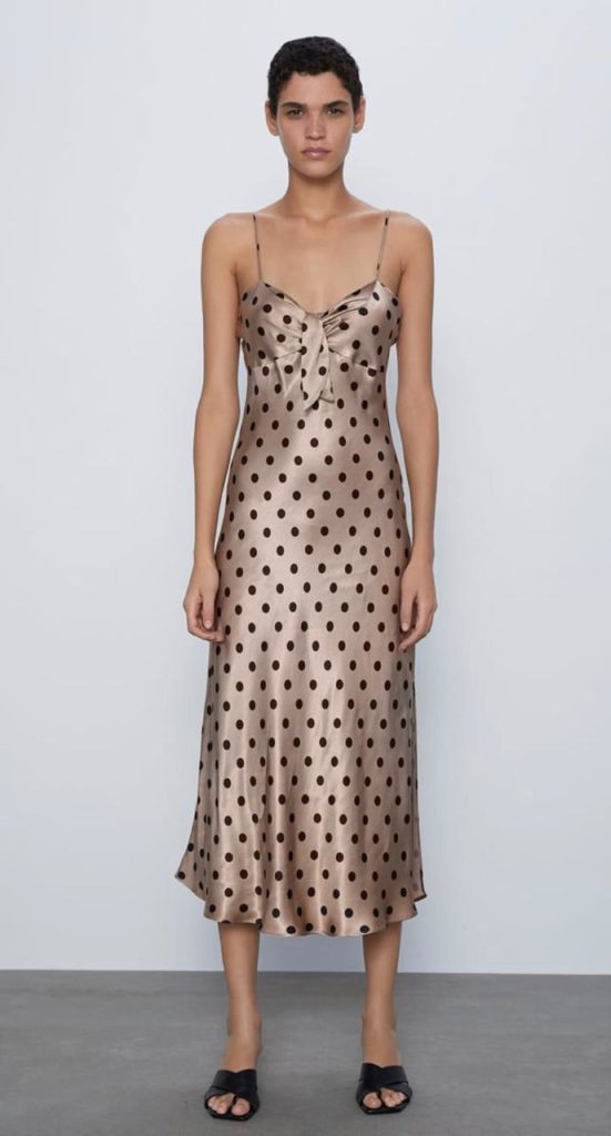 Zara, 2999 P. (zara.com)