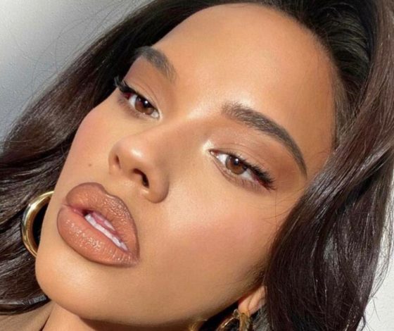 Новый бьюти-тренд: губы, как стейк