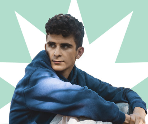 «Отношений сейчас нет»: звезда TikTok Артур Бабич о переезде в Москву из деревни, личной жизни и популярности