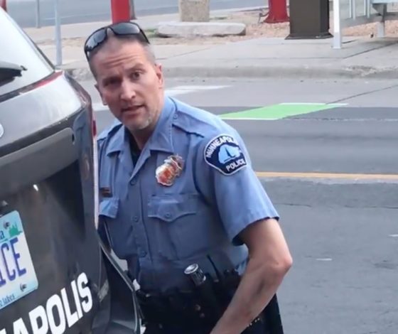 Полицейский, убивший Джорджа Флойда, в тюрьме. Рассказываем о его жене