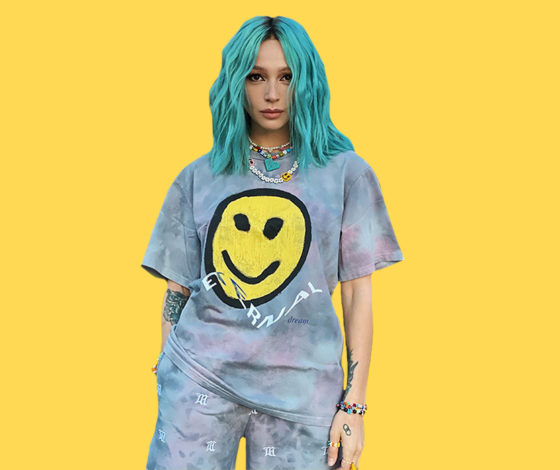 Сколько стоит: футболка Насти Ивлеевой