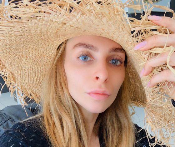 Горячий топ: самые откровенные фото Екатерины Варнавы