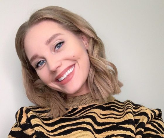 «Думала, развяжусь на самоизоляции, но нет»: Кристина Асмус об отношениях с Гариком Харламовым, алкоголе и мате при ребенке