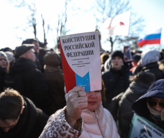 Голосование по поправкам в Конституцию: собрали все, что известно к этому часу