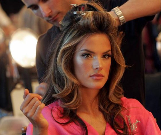 Волосок к волоску: где купить современный стайлер для волос?