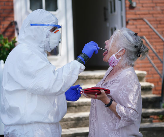 2 июля и коронавирус: около 11 миллионов зараженных в мире, почти 7 тысяч инфицированных в России, в Казахстане вновь вводят карантинные меры