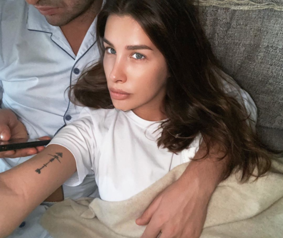 Слухи о свадьбе: на пальце Кети Топурия заметили кольцо