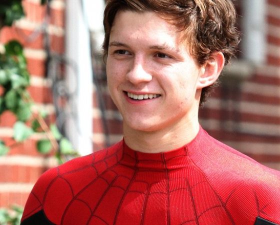 В день рождения Тома Холланда: вспоминаем всех «людей-пауков»