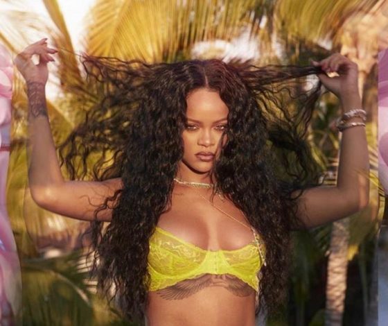 В одном белье: Рианна в новой рекламной кампании Savage & Fenty