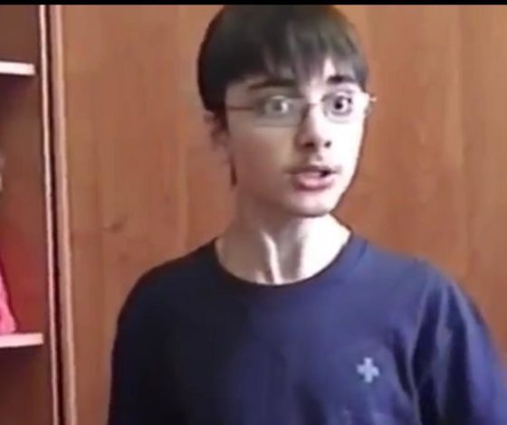 Вспомнить все: показываем, как сейчас выглядит герой мема «Где моя сосиска»