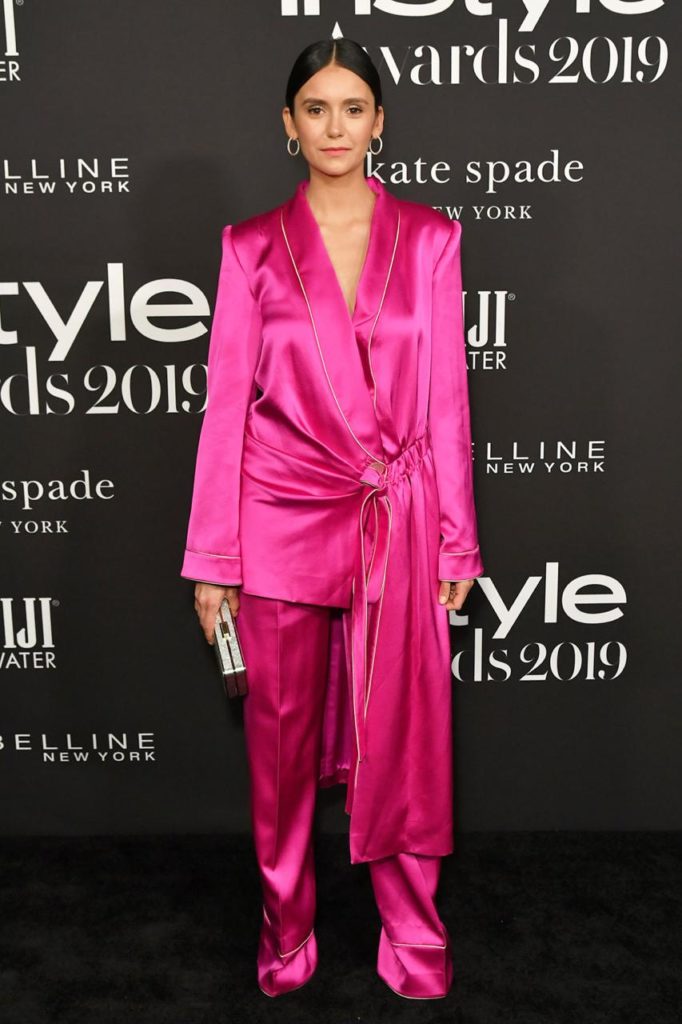 Нина Добрев