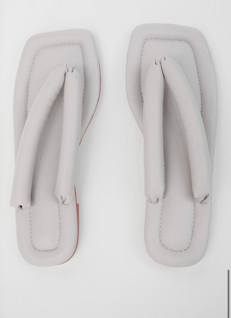 Source Unknown, $68 (thesouceunknown.com)