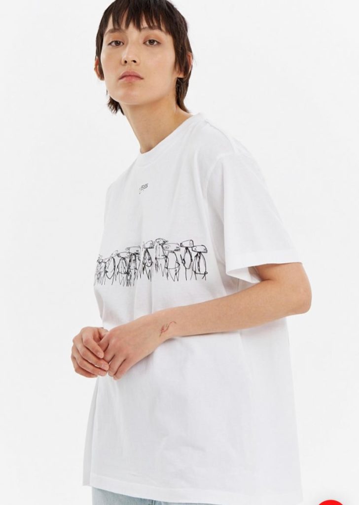 Off-White, 24600 P. (km20.ru)