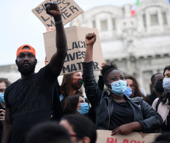 «Голоса темнокожих должны звучать громче»: Instagram заявил о новых правилах