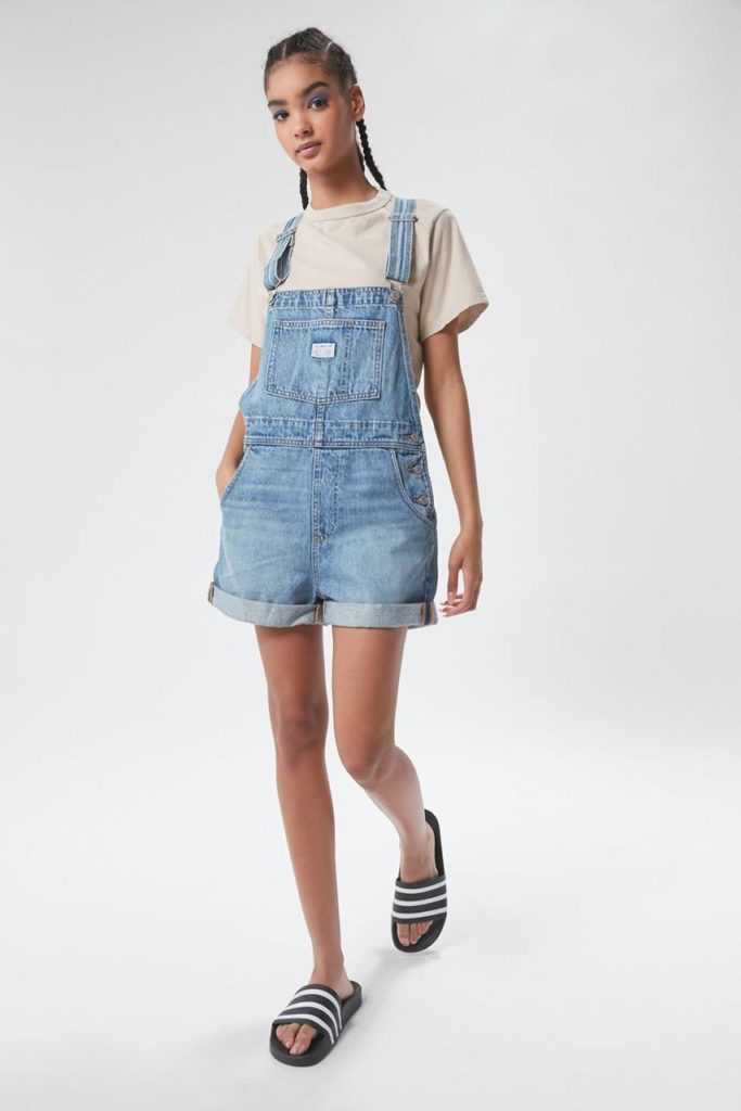 Levi’s, $ 98 (urbanoutfitters.com)