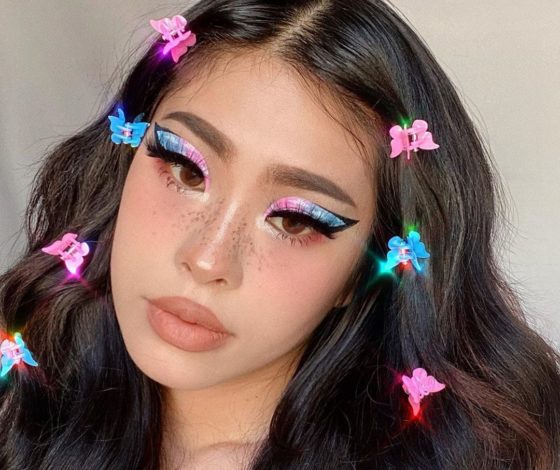 Привет, 90-е: прически с заколками-бабочками