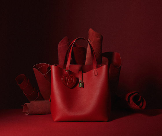 Carolina Herrera запустили благотворительный проект в поддержку Красного Креста