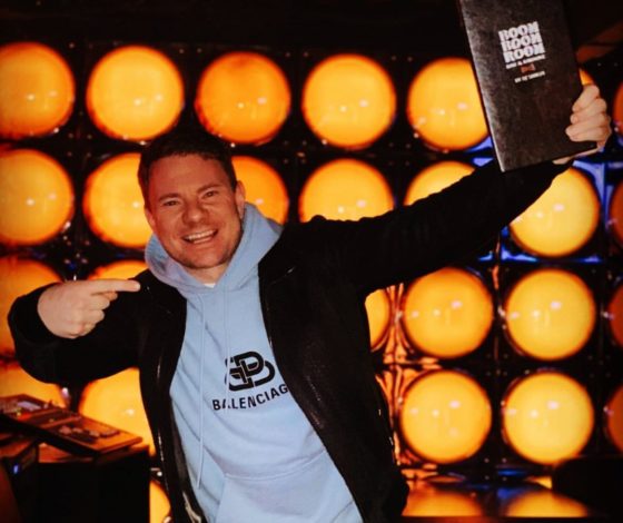 План на вечер пятницы: караоке BOOM BOOM ROOM