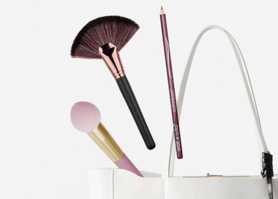 На заметку: как и чем мыть кисточки, спонжи и щетки для массажа