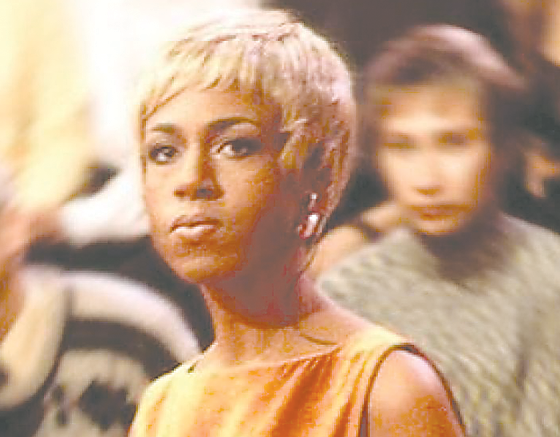 Вспомнить все: как сейчас выглядит ведущая «Про это» Елена Ханга