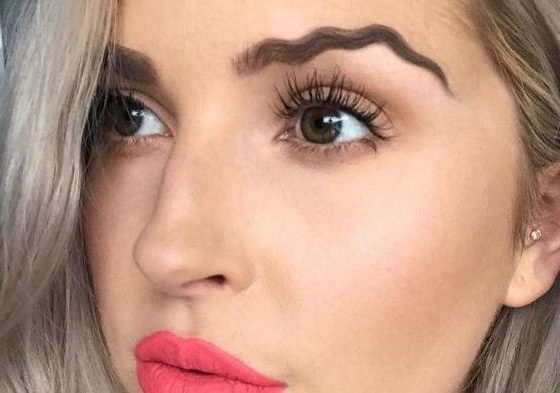 Трешачок: подборка адских бровей, которым не место в 2020-м