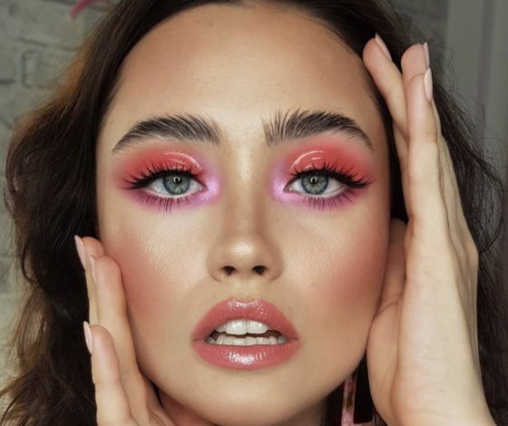 Неоновые тени и «влажные» глаза: новый тренд из Instagram