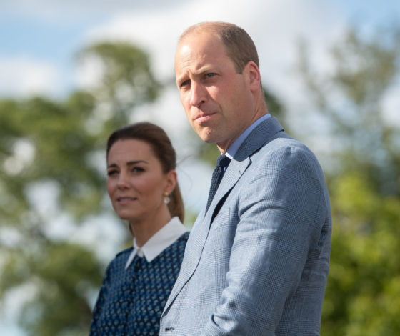 «Мы совсем не расистская семья»: первый комментарий принца Уильяма после скандального интервью Меган и Гарри