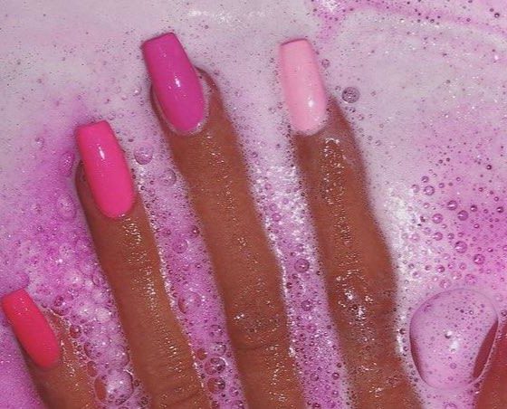 Маникюр на лето: все оттенки розового