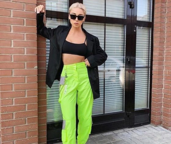 На примере Насти Ивлеевой: как носить белье напоказ