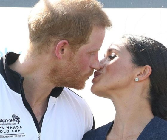 Минус миллион: от официального аккаунта Гарри и Меган отписываются пользователи