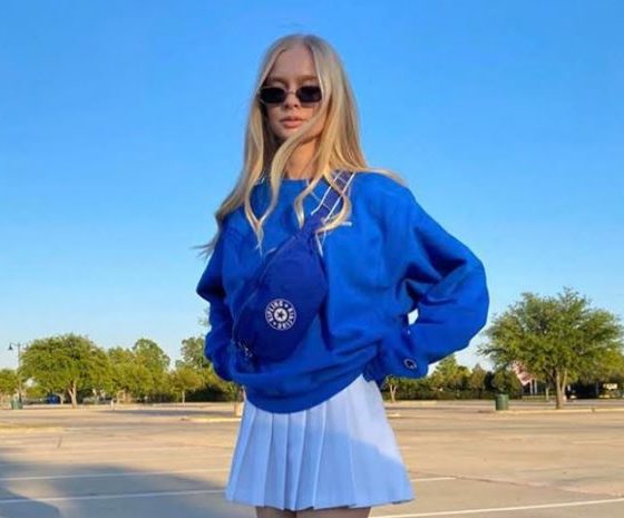 Тренд сезона: как носить теннисную юбку Nike