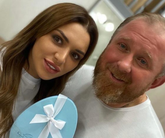 Константин Ивлев рассказал об отношениях с молодой женой и детях: «Повезло, что встретил ее»