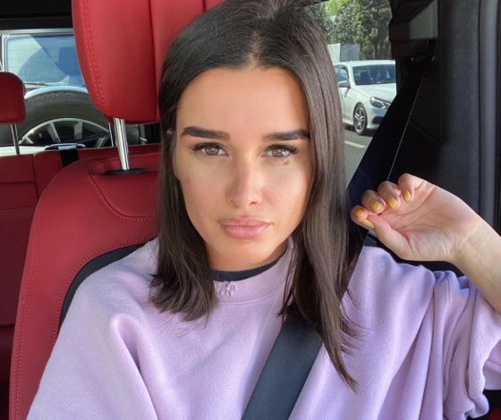 «Поменьше ослеплять стразиками»: Ксения Бородина рассказала, как завоевать мужчину с помощью одежды