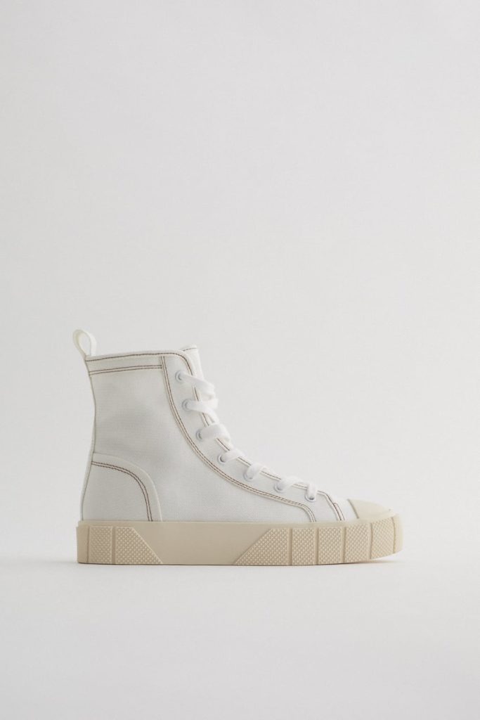 Zara, 3299 Р. (zara.com)