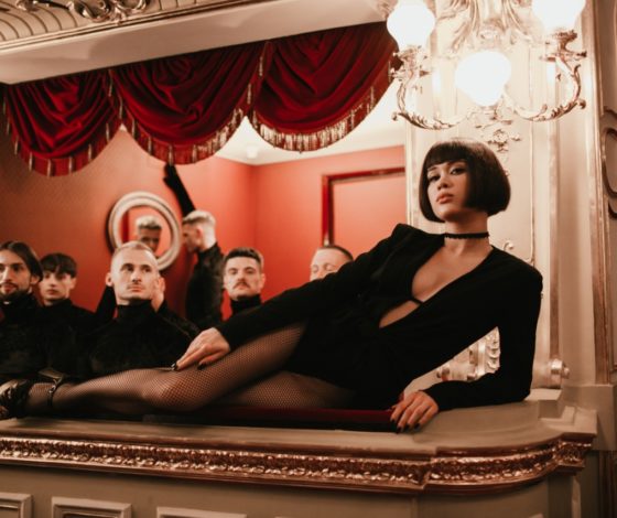 Новое лицо: Lida Lee стала первой артисткой лейбла MONATIK Corporation