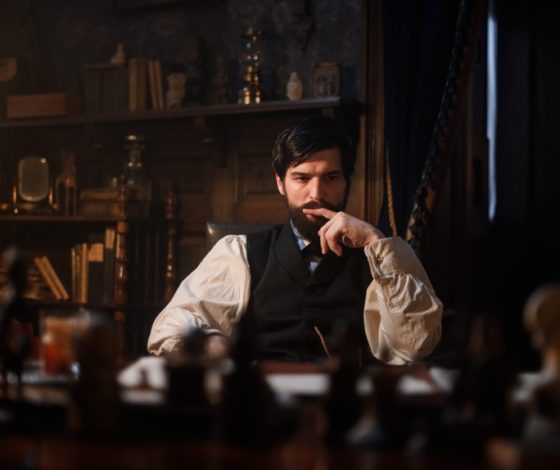 Что смотреть: 3 новых детективных сериала Netflix