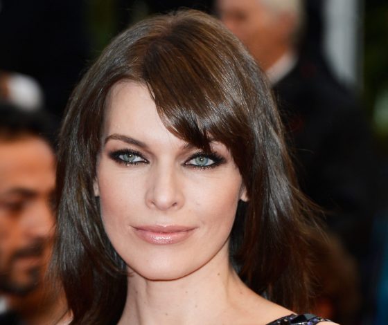 Милла Йовович спустя долгое время вышла на связь с подписчиками