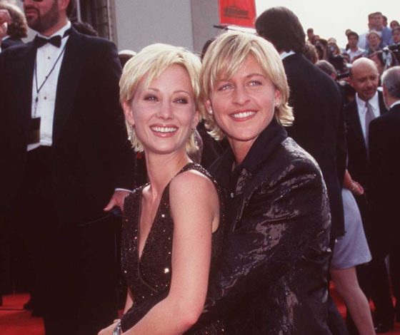 «Я бы прислушалась к тому, что говорят ее сотрудники»: экс-возлюбленная Эллен Дедженерес об отношениях с телеведущей и скандале с сотрудниками ее шоу