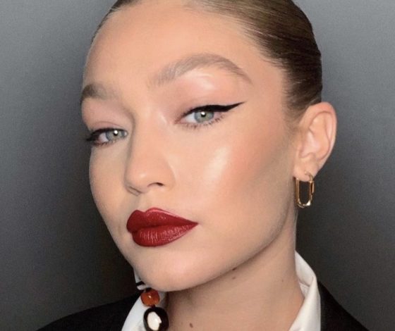 Больше блеска: визажист сестер Хадид и Эмили Ратаковски поделился секретом идеального тона