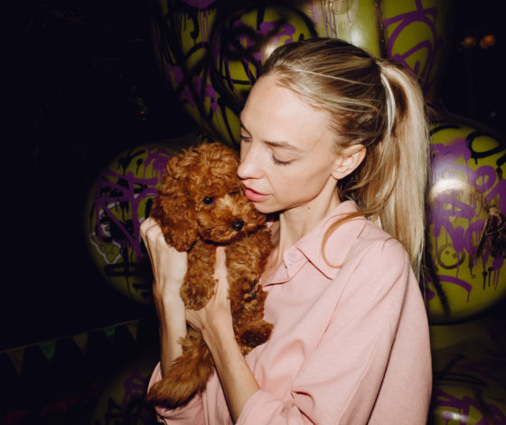 Надя Сысоева, Инга Меладзе, Карина Истомина и многие другие на открытии первого pop-up магазина украшений Poison Drop в саду «Эрмитаж»