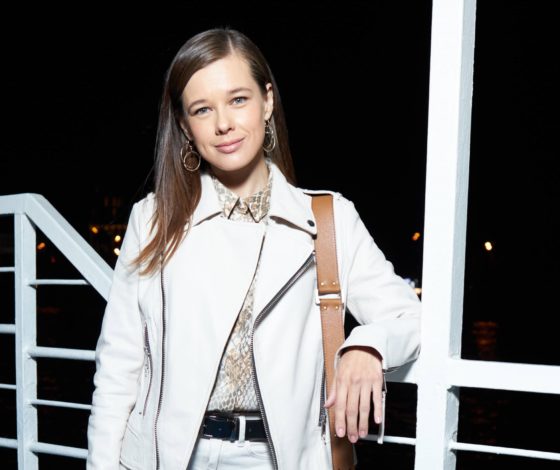 Ирина Хакамада, Катерина Шпица, Дина Немцова и многие другие на премьера фильма «Таинственный сад» на теплоходе