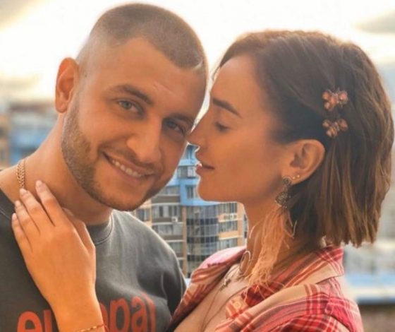 «Целый год»: Дава и Ольга Бузова улетели в Сочи отмечать годовщину отношений