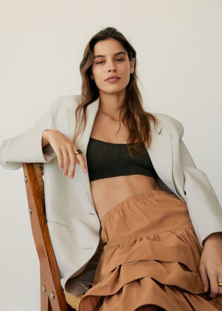 Mango, 4999 P. (mango.com)