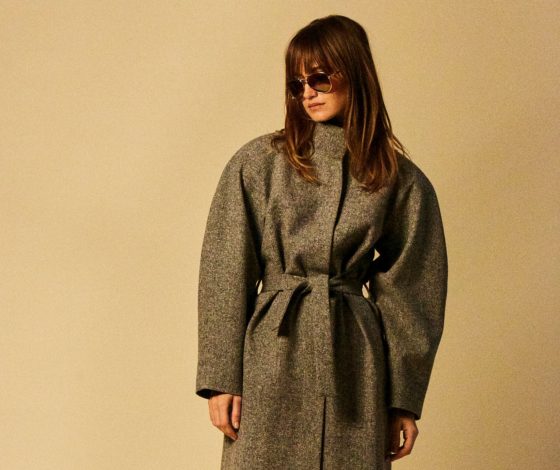 Твидовое платье и серое пальто в осенне-зимней коллекции Galina Podzolko