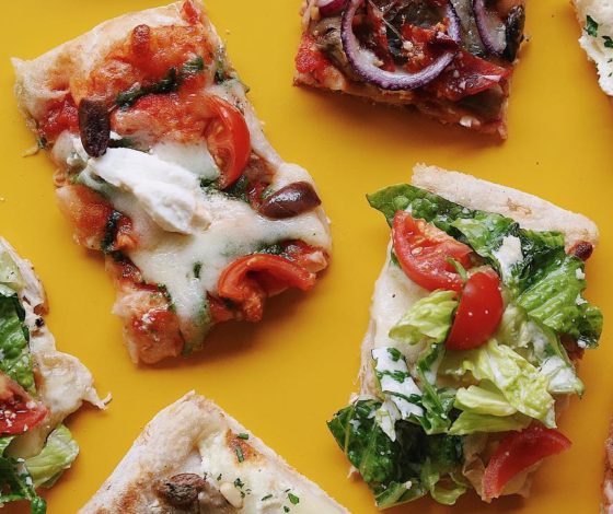 Овальная, итальянская и в яркой упаковке: пицца в Maestrello