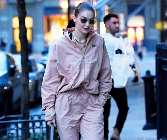 На каждый день: удобные костюмы на осень